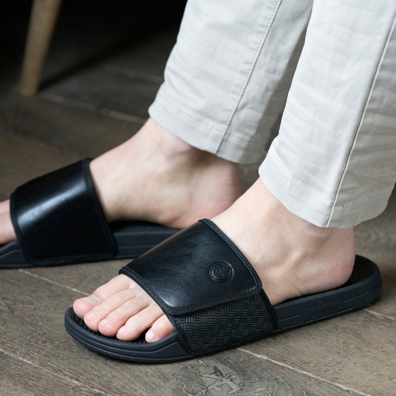 Mules claquettes Homme scratch Noir