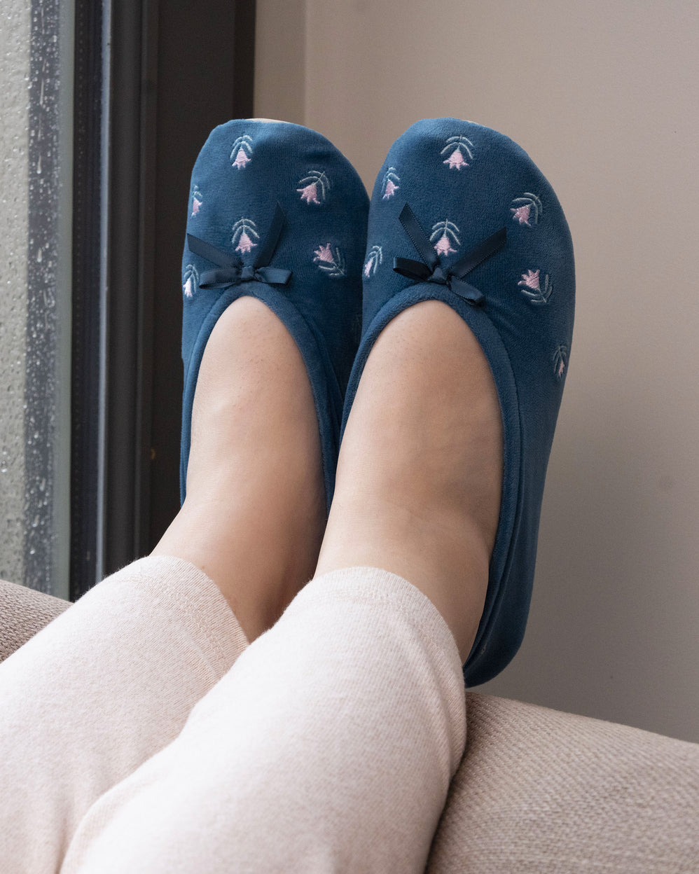 Chaussons ballerines Femme Grand Nœud Bleu fleurs - Isotoner