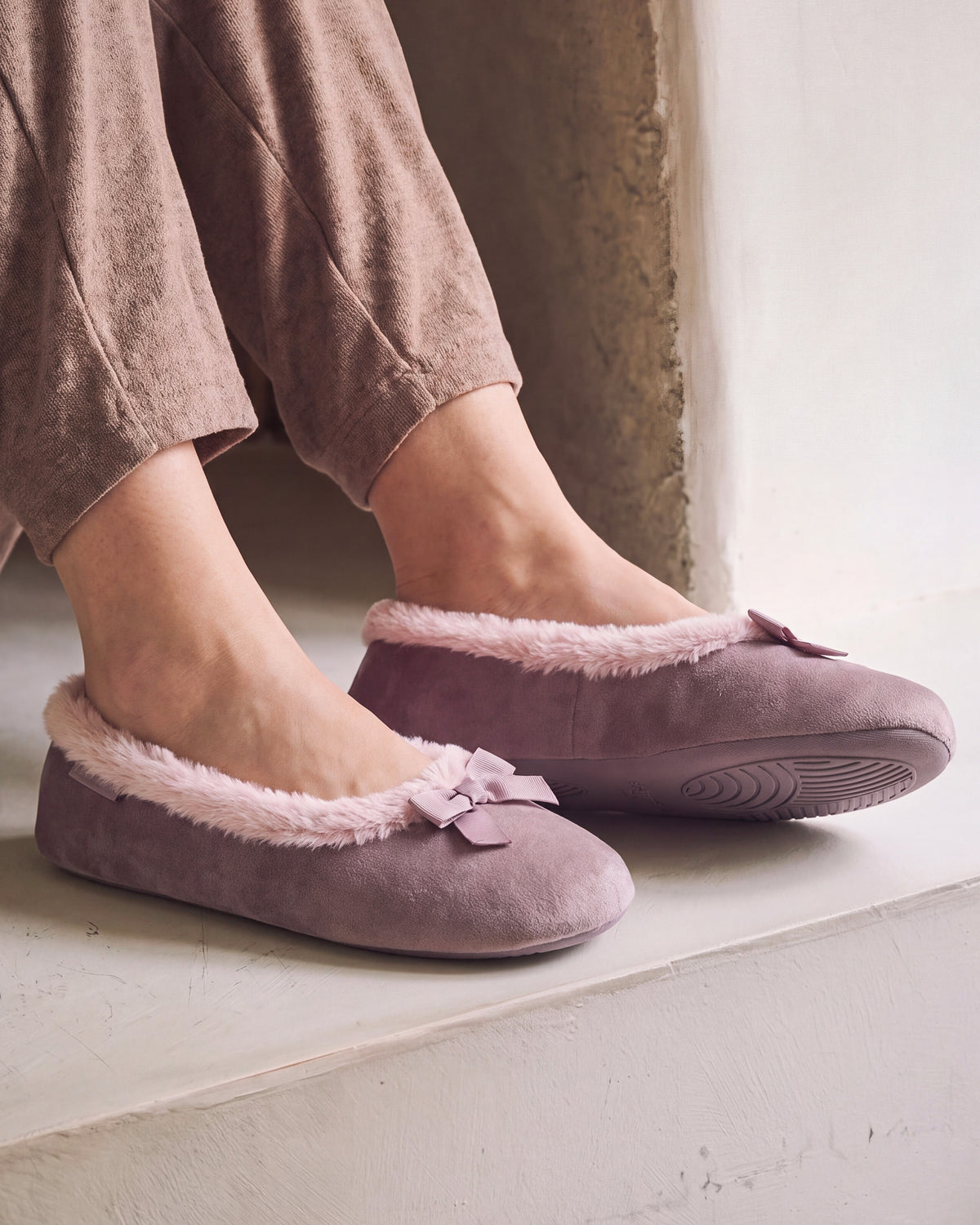 Chaussons Ballerines Femme microvelours Taupe