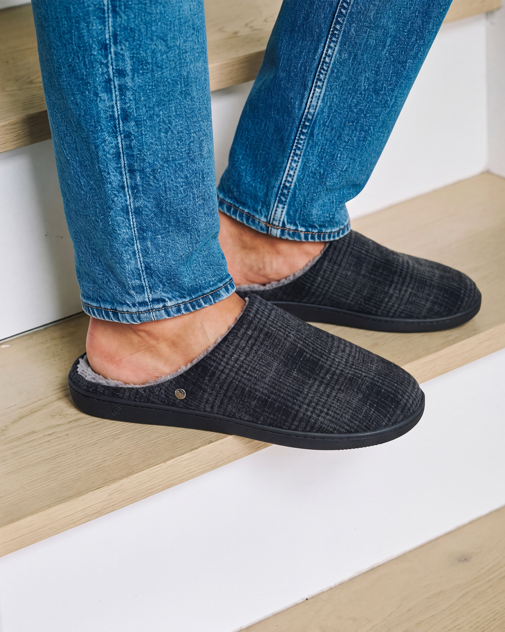 Chaussons Mules Homme Tartan Noir - Isotoner