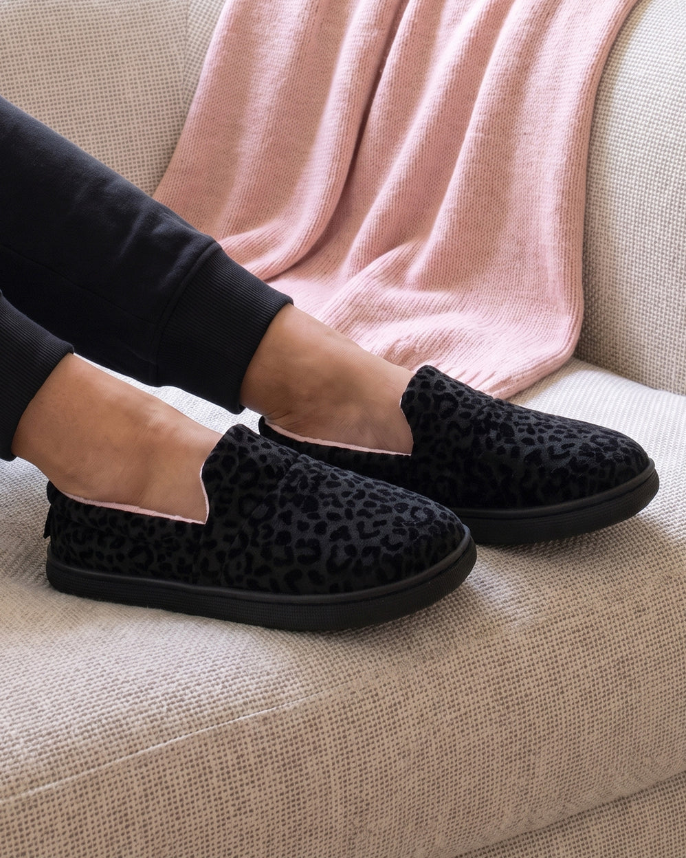 Chaussons slippers Femme BLOUP Noir - Isotoner